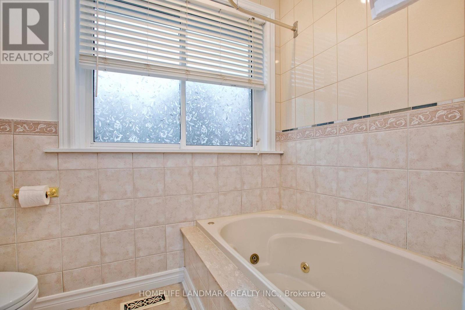35 Crawford Drive, Ajax, Ontario  L1S 3A9 - Photo 15 - E12480039