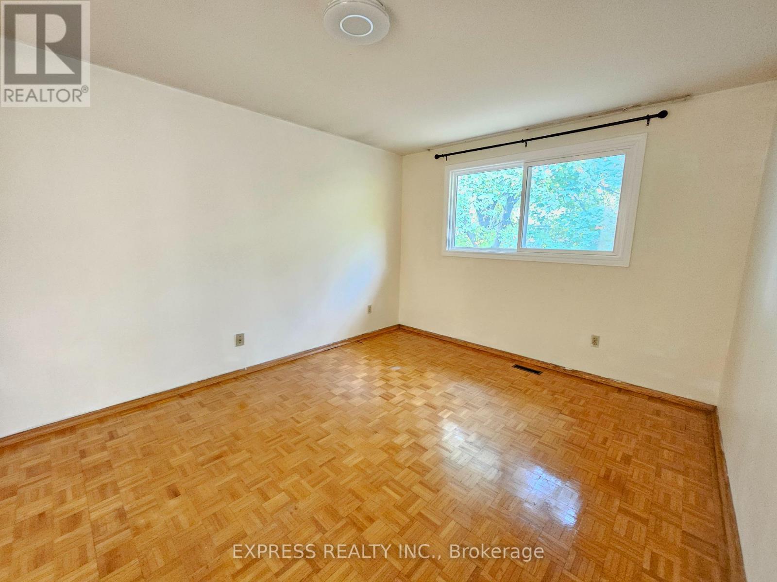 Main Level - 9 Beverly Glen Boulevard, Toronto, Ontario  M1W 1V7 - Photo 10 - E12480041