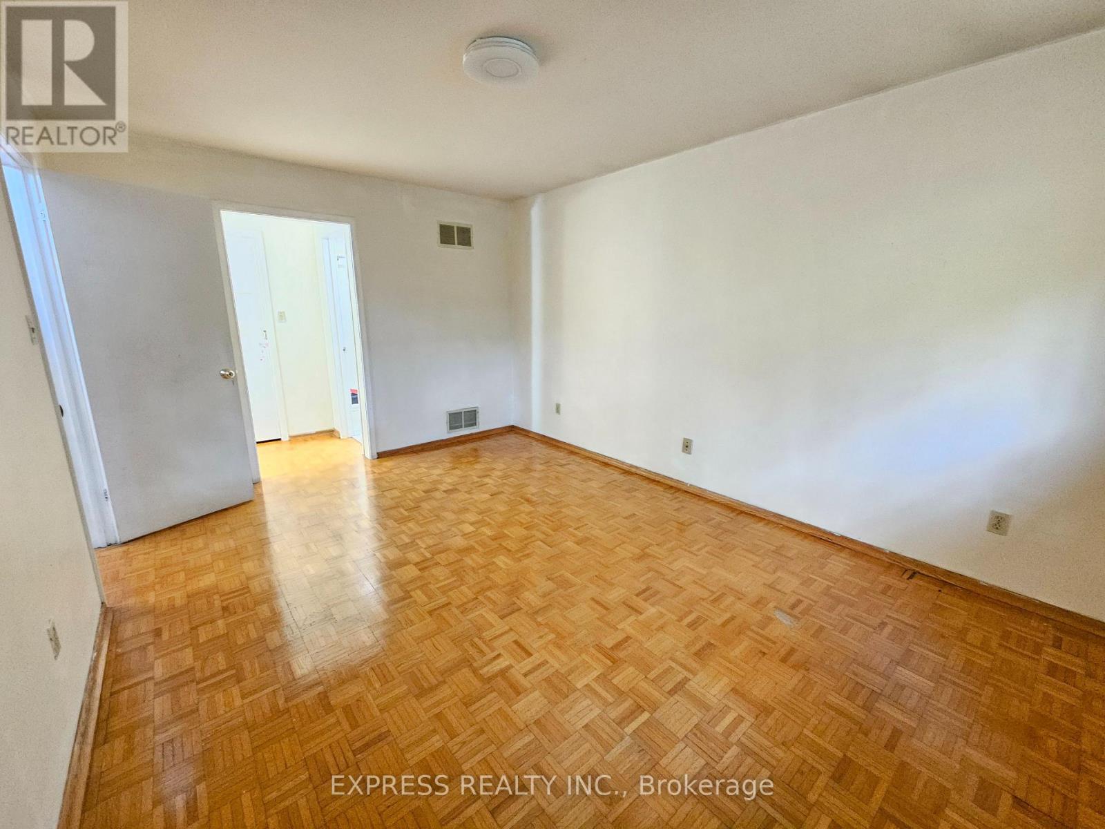 Main Level - 9 Beverly Glen Boulevard, Toronto, Ontario  M1W 1V7 - Photo 11 - E12480041