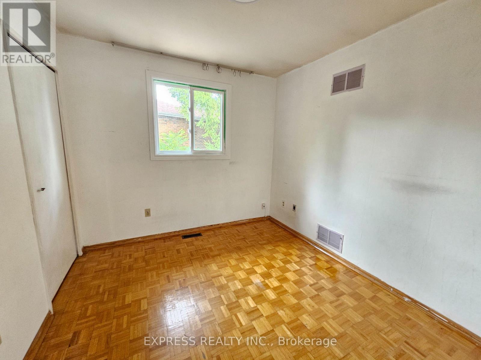 Main Level - 9 Beverly Glen Boulevard, Toronto, Ontario  M1W 1V7 - Photo 14 - E12480041
