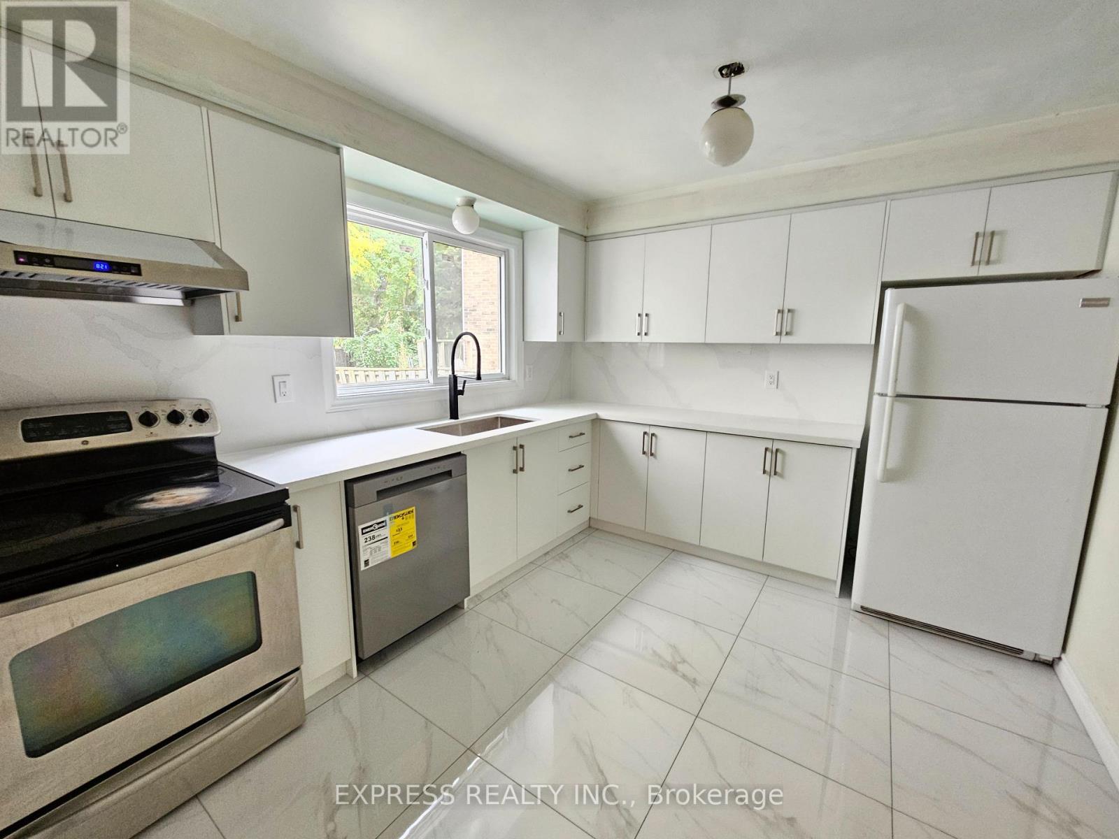 Main Level - 9 Beverly Glen Boulevard, Toronto, Ontario  M1W 1V7 - Photo 21 - E12480041