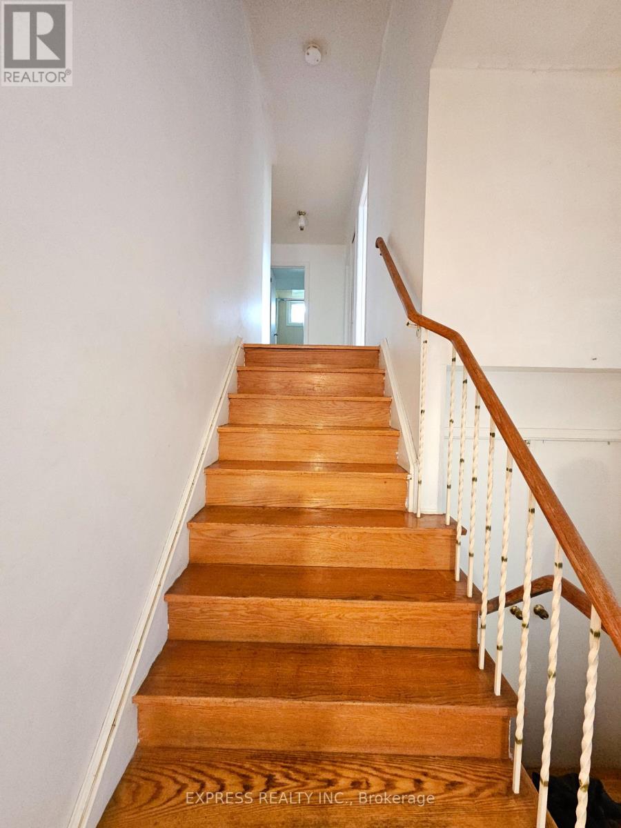 Main Level - 9 Beverly Glen Boulevard, Toronto, Ontario  M1W 1V7 - Photo 5 - E12480041