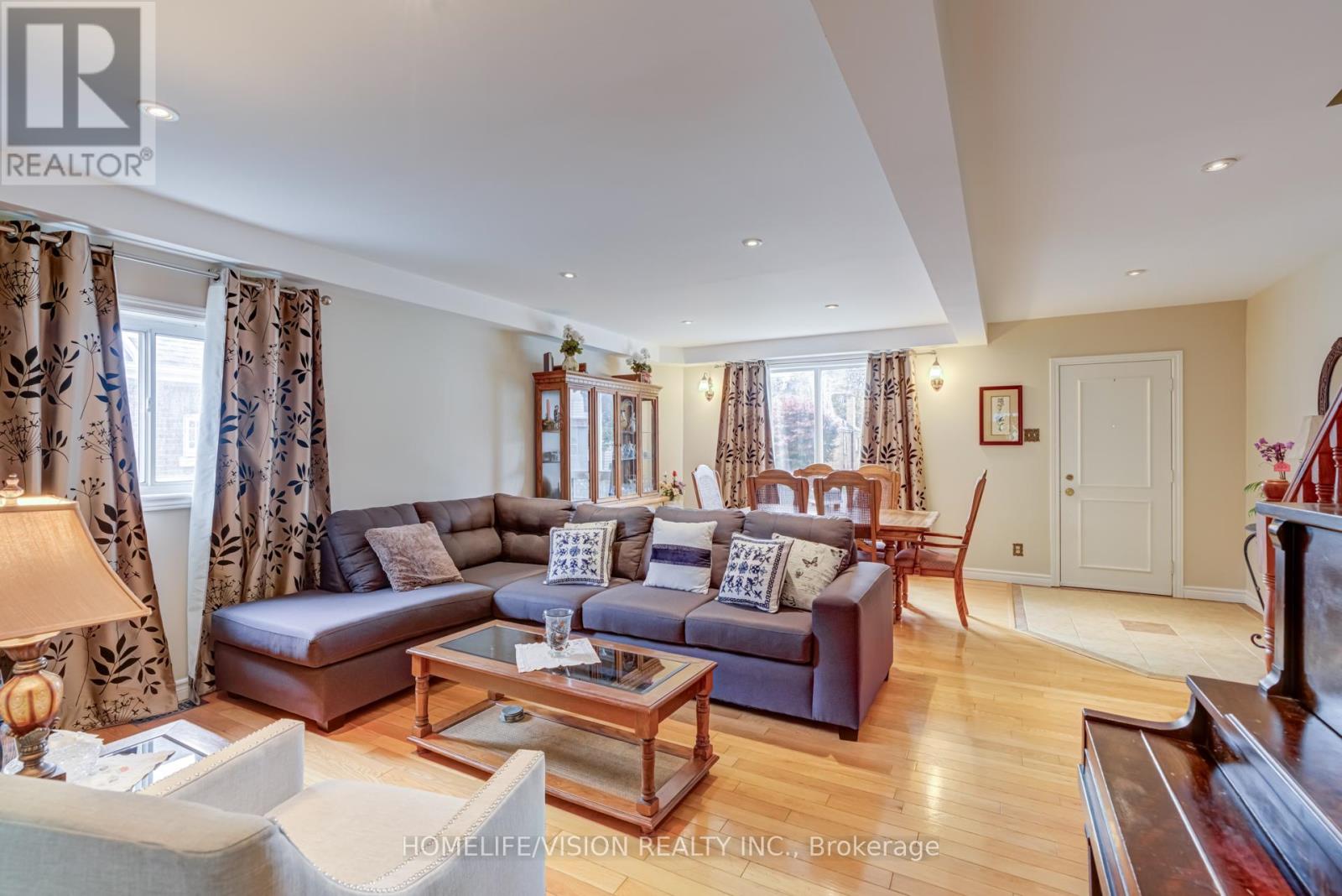 103 Gladstone Avenue, Oshawa, Ontario  L1J 4E4 - Photo 12 - E12480045