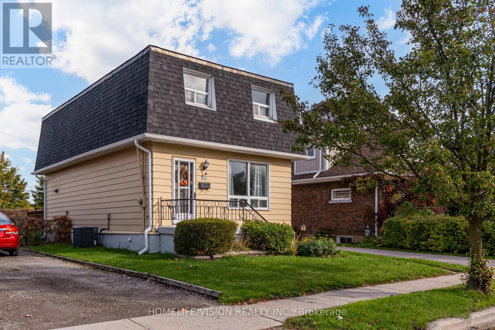 103 Gladstone Avenue, Oshawa, Ontario  L1J 4E4 - Photo 2 - E12480045
