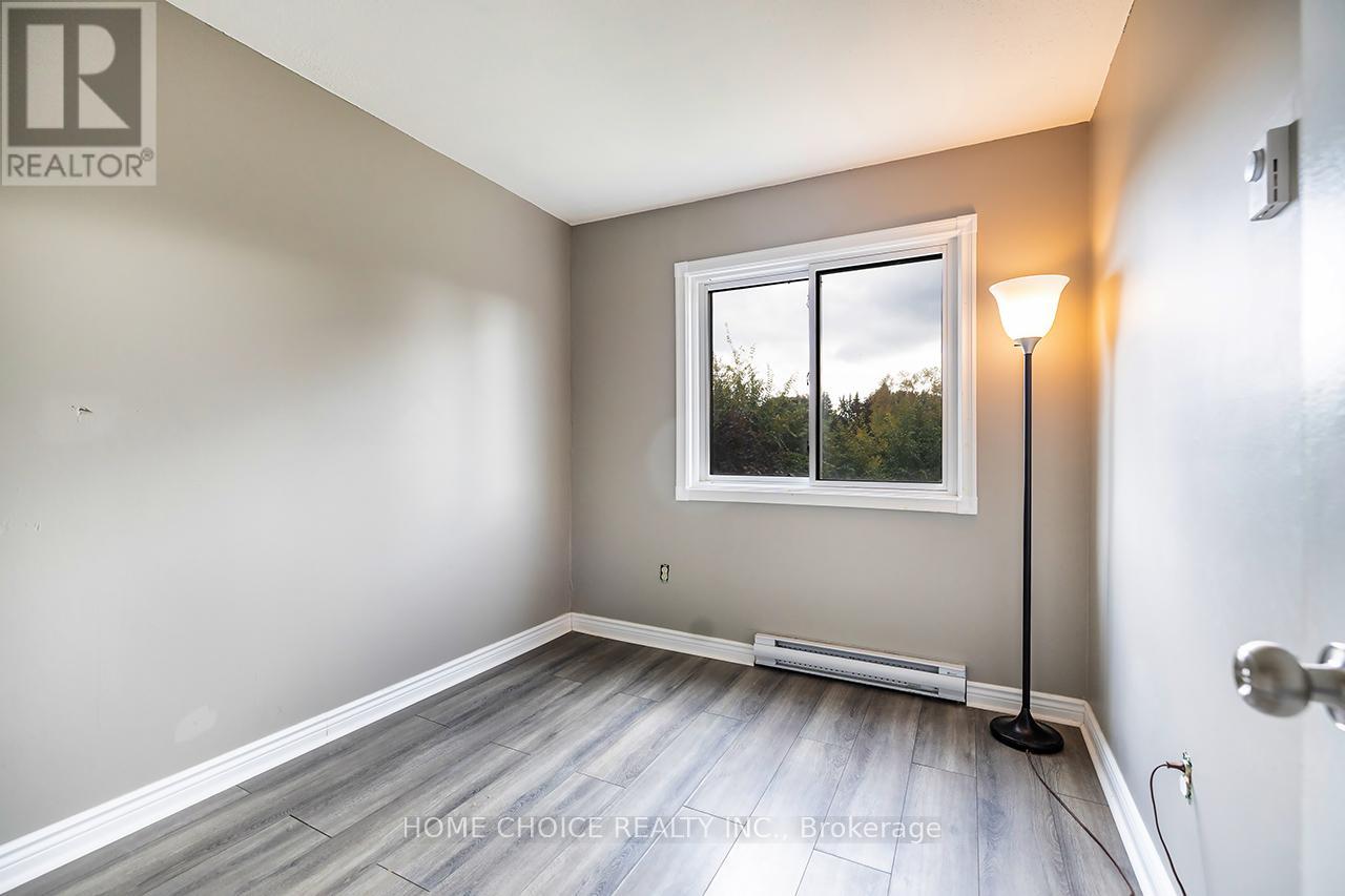 51 Park Lane Circle E, Clarington, Ontario  L1C 3V9 - Photo 17 - E12480053