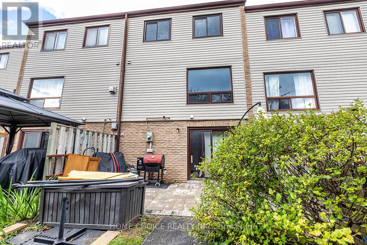 51 Park Lane Circle E, Clarington, Ontario  L1C 3V9 - Photo 33 - E12480053