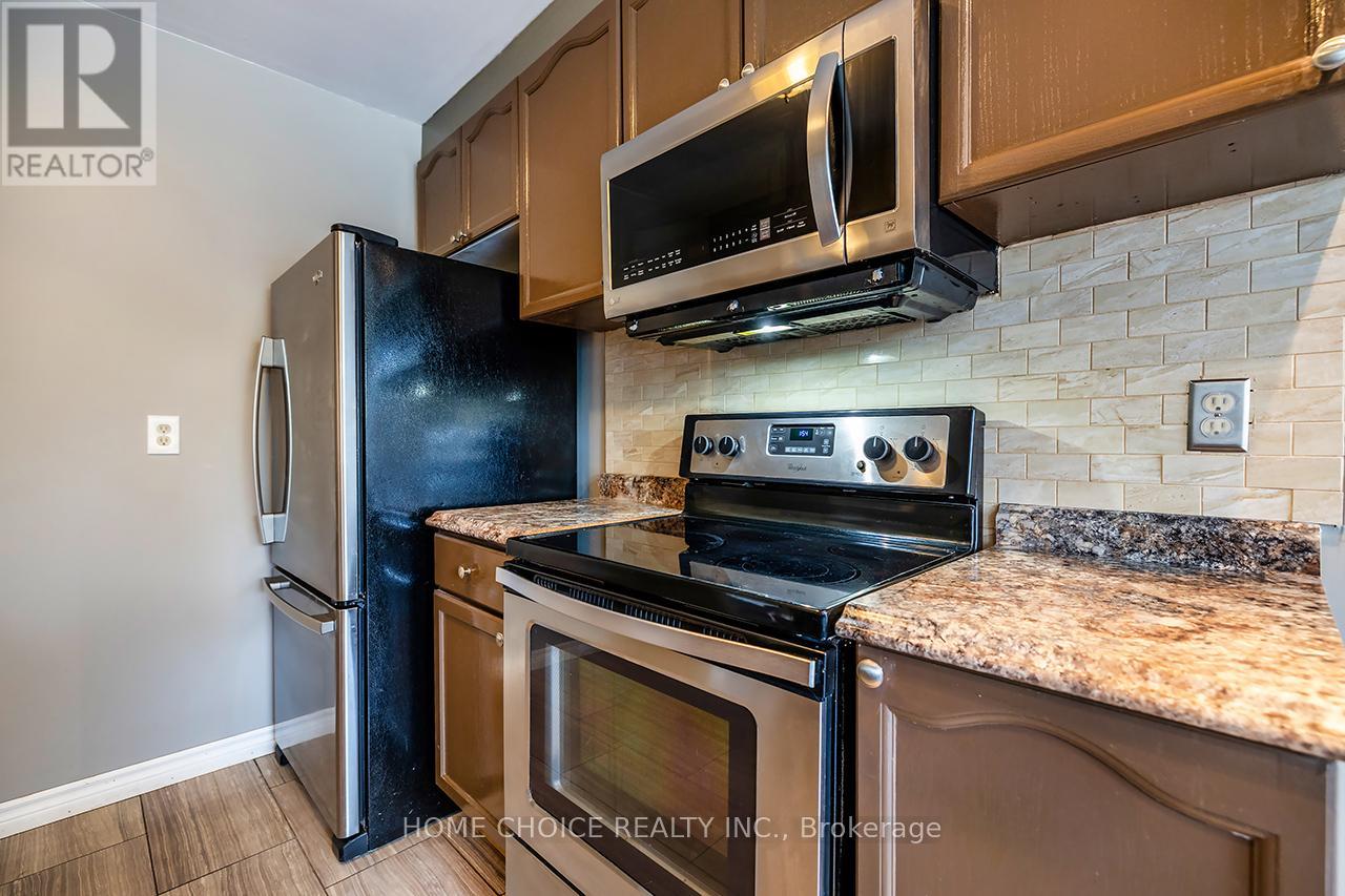 51 Park Lane Circle E, Clarington, Ontario  L1C 3V9 - Photo 9 - E12480053