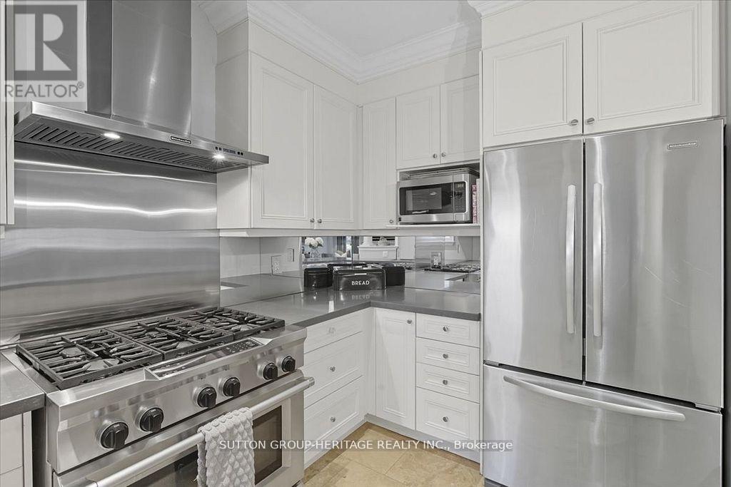 22 Glengowan Street, Whitby, Ontario  L1R 0K9 - Photo 14 - E12480060