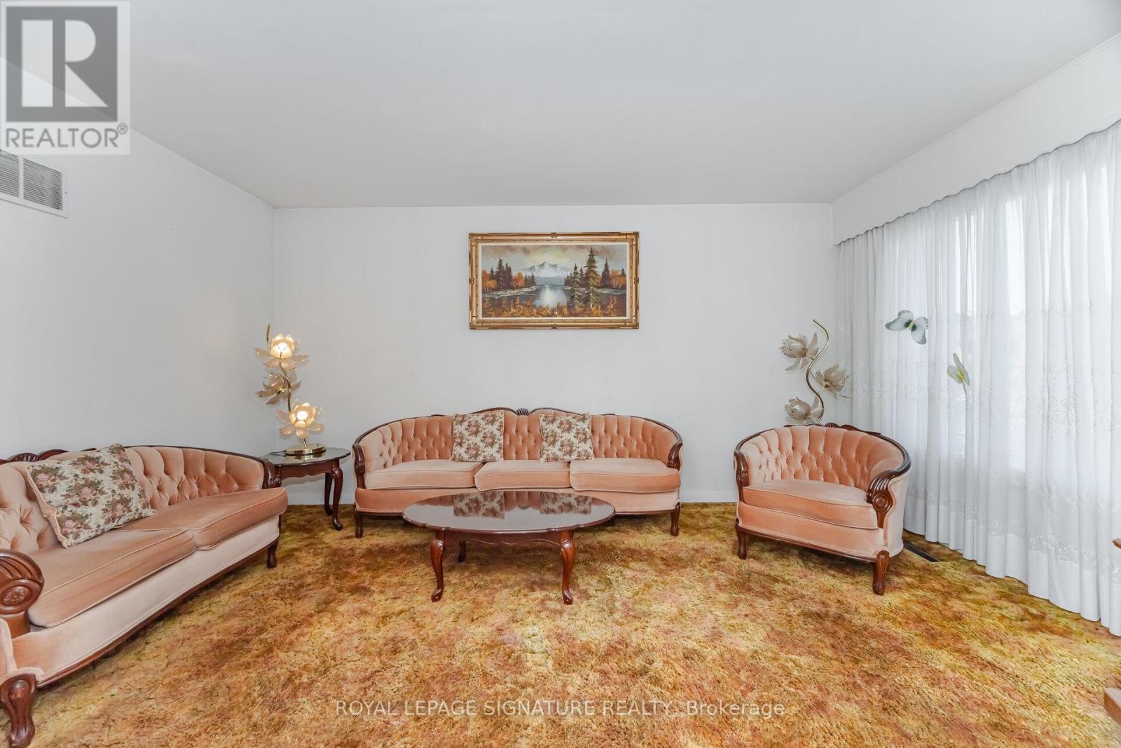 25 Marta Avenue, Toronto, Ontario  M1K 1V6 - Photo 10 - E12480092