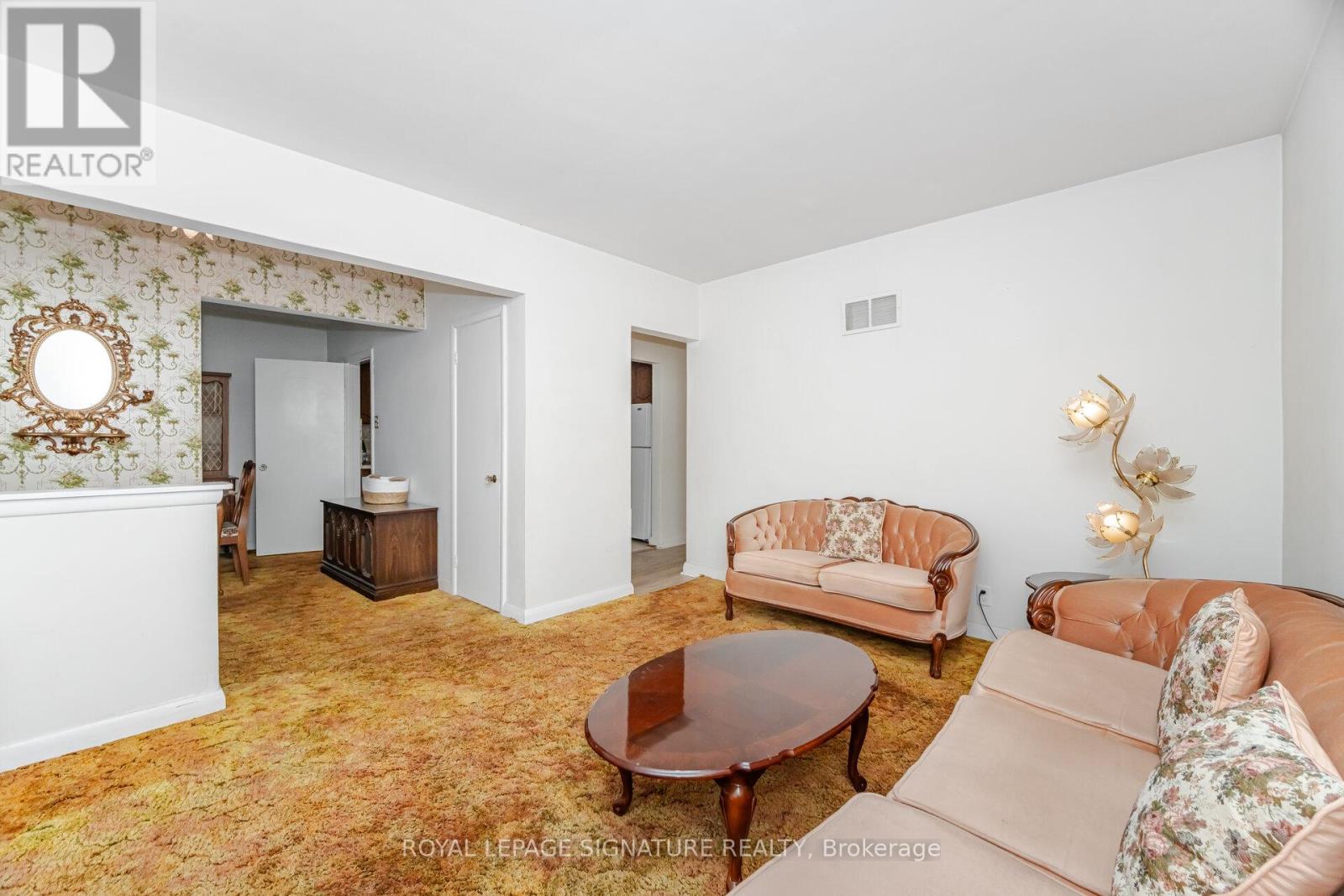 25 Marta Avenue, Toronto, Ontario  M1K 1V6 - Photo 12 - E12480092