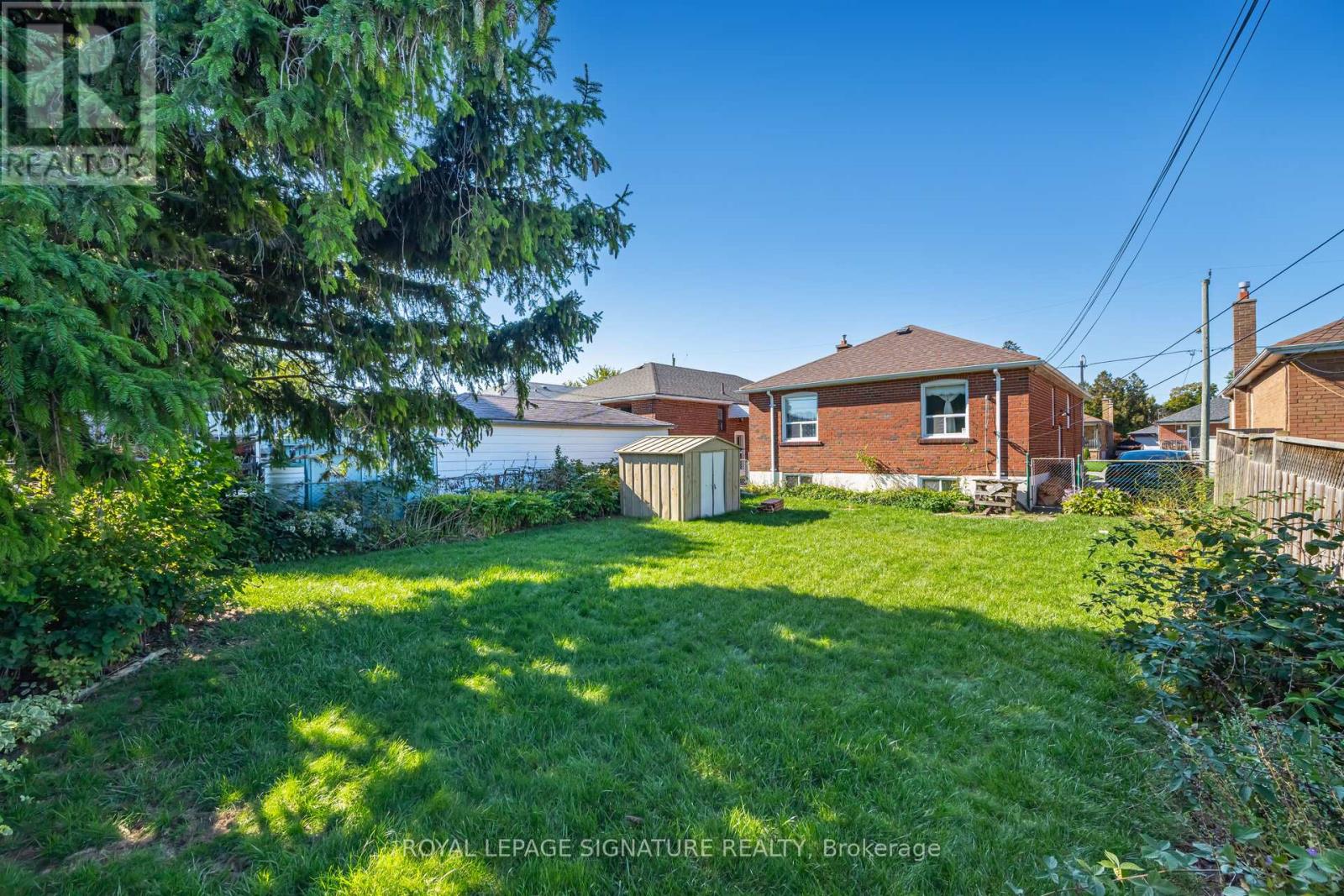 25 Marta Avenue, Toronto, Ontario  M1K 1V6 - Photo 42 - E12480092