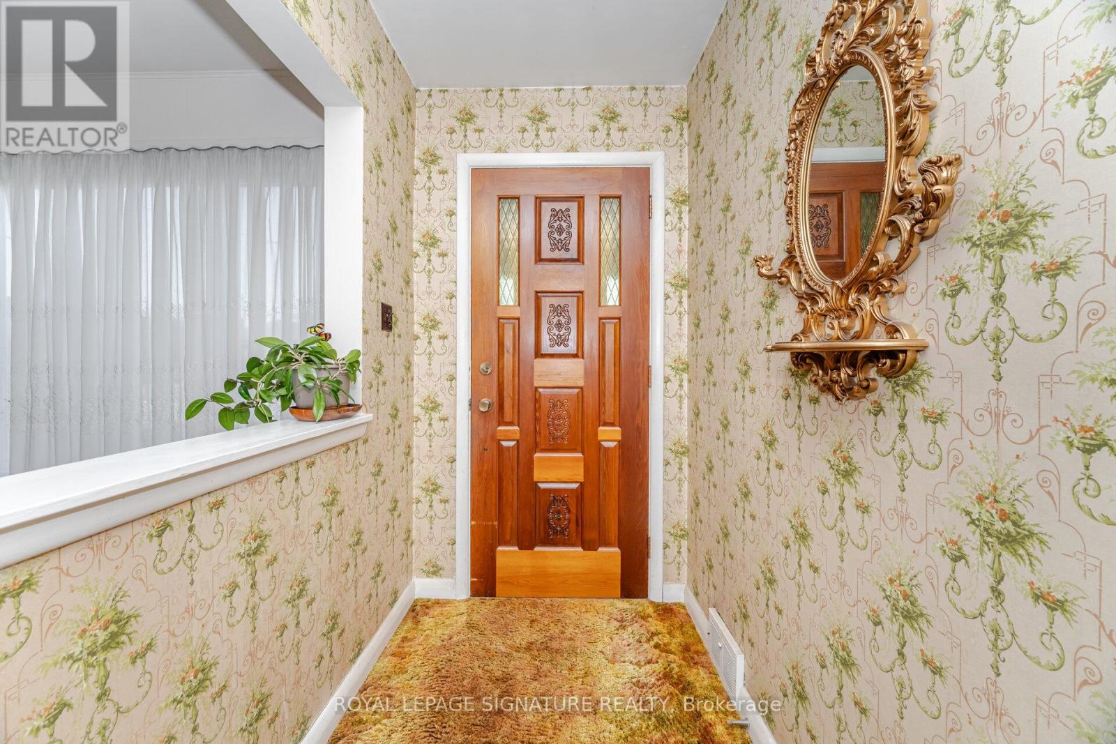 25 Marta Avenue, Toronto, Ontario  M1K 1V6 - Photo 8 - E12480092