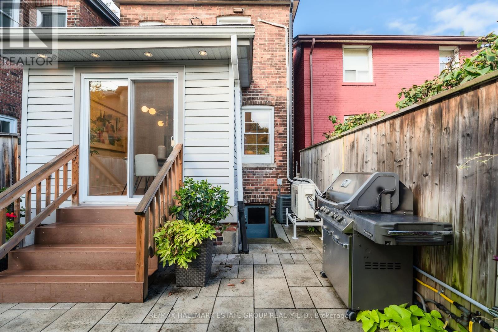 9 Ethelwin Avenue, Toronto, Ontario  M4C 1E7 - Photo 37 - E12480099