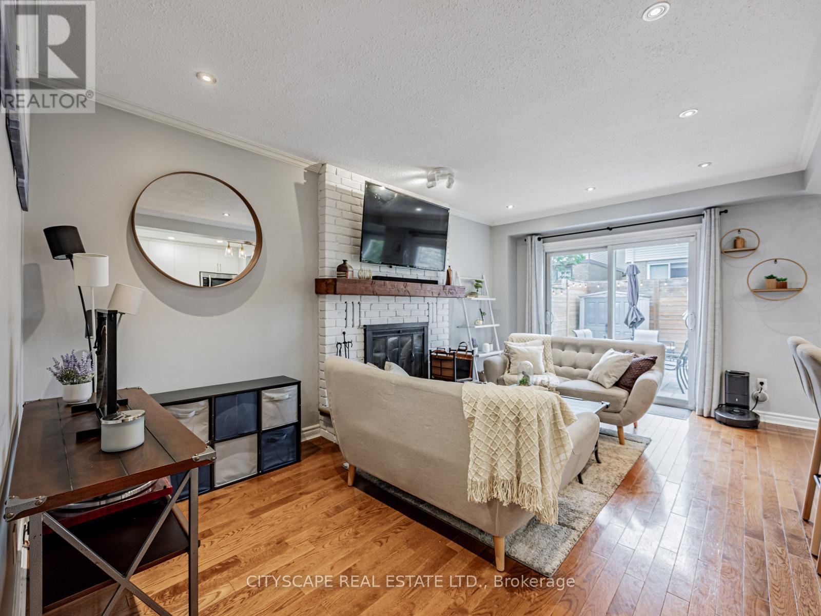 83 Andrea Road, Ajax, Ontario  L1S 3W1 - Photo 5 - E12480143