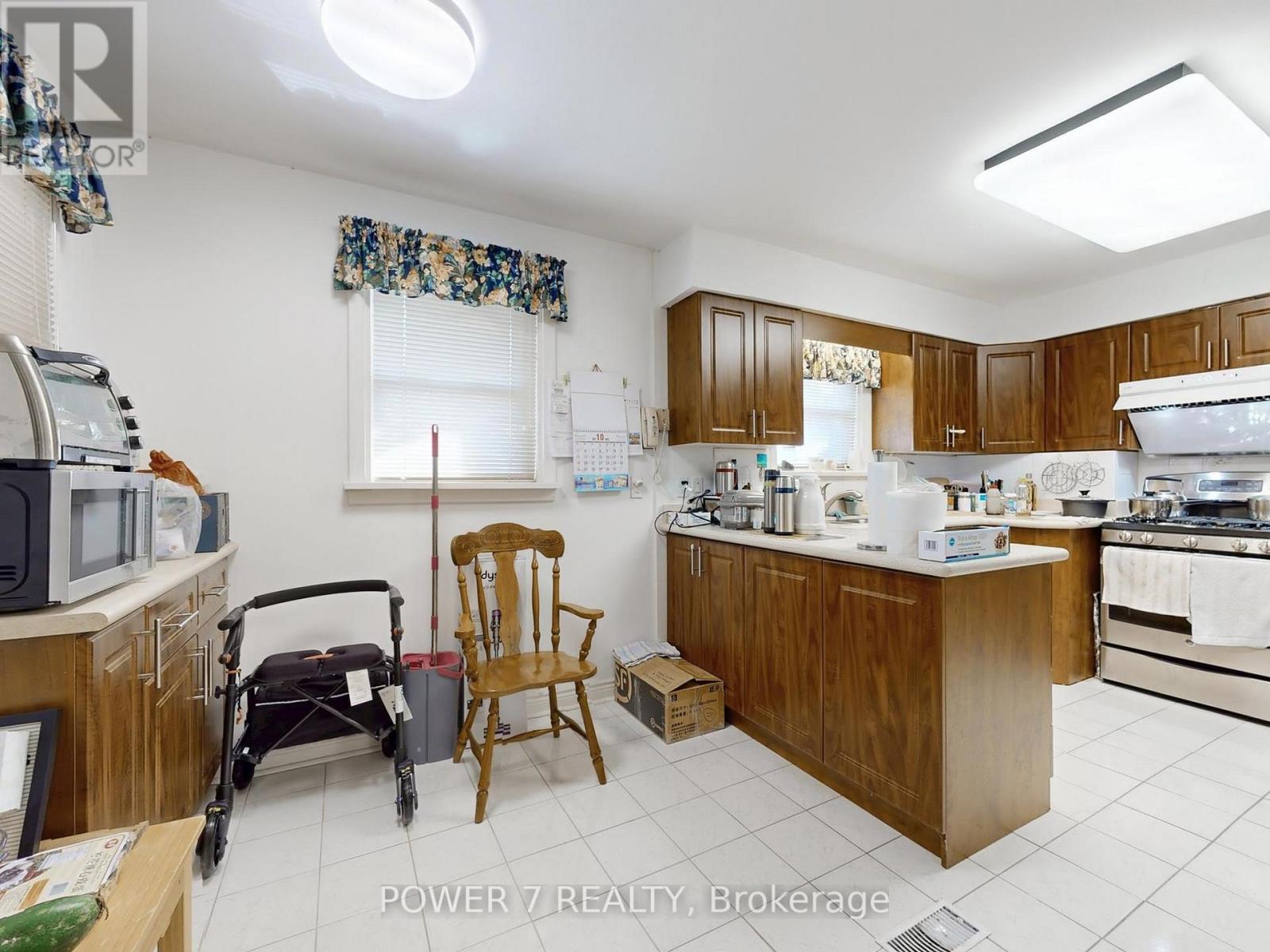 16 Stokewell Place, Toronto, Ontario  M1P 3X2 - Photo 17 - E12480161