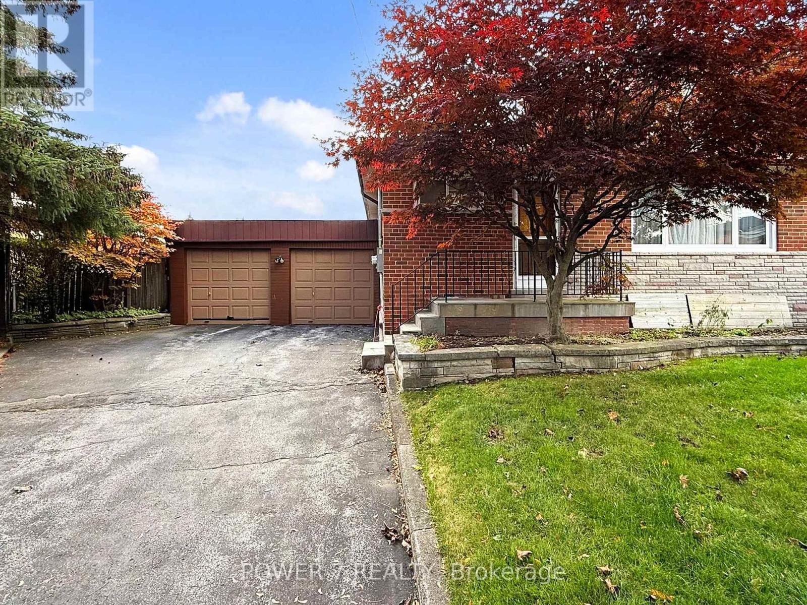 16 Stokewell Place, Toronto, Ontario  M1P 3X2 - Photo 4 - E12480161