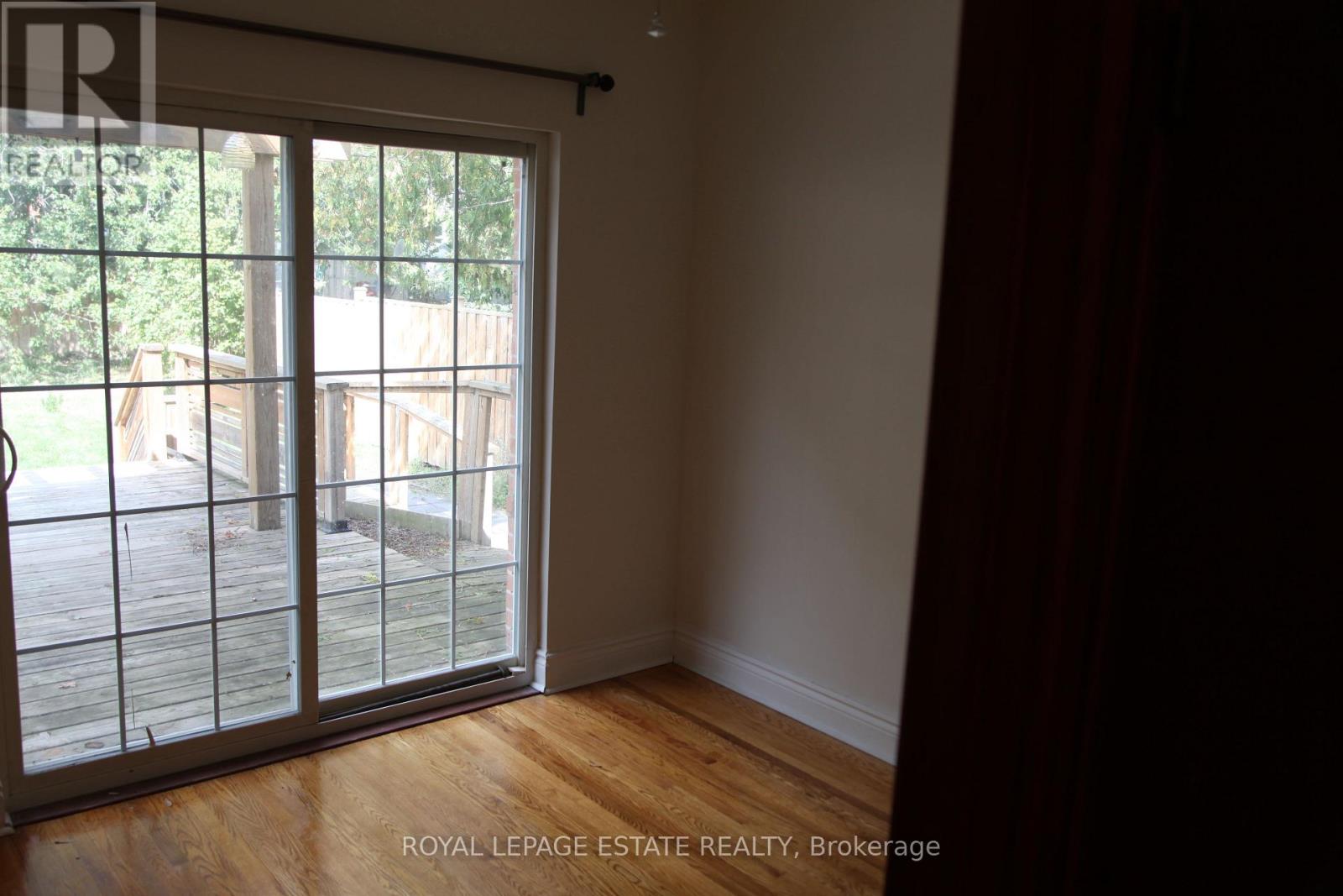 16 Clairlea Crescent, Toronto, Ontario  M1L 1Z5 - Photo 12 - E12480181