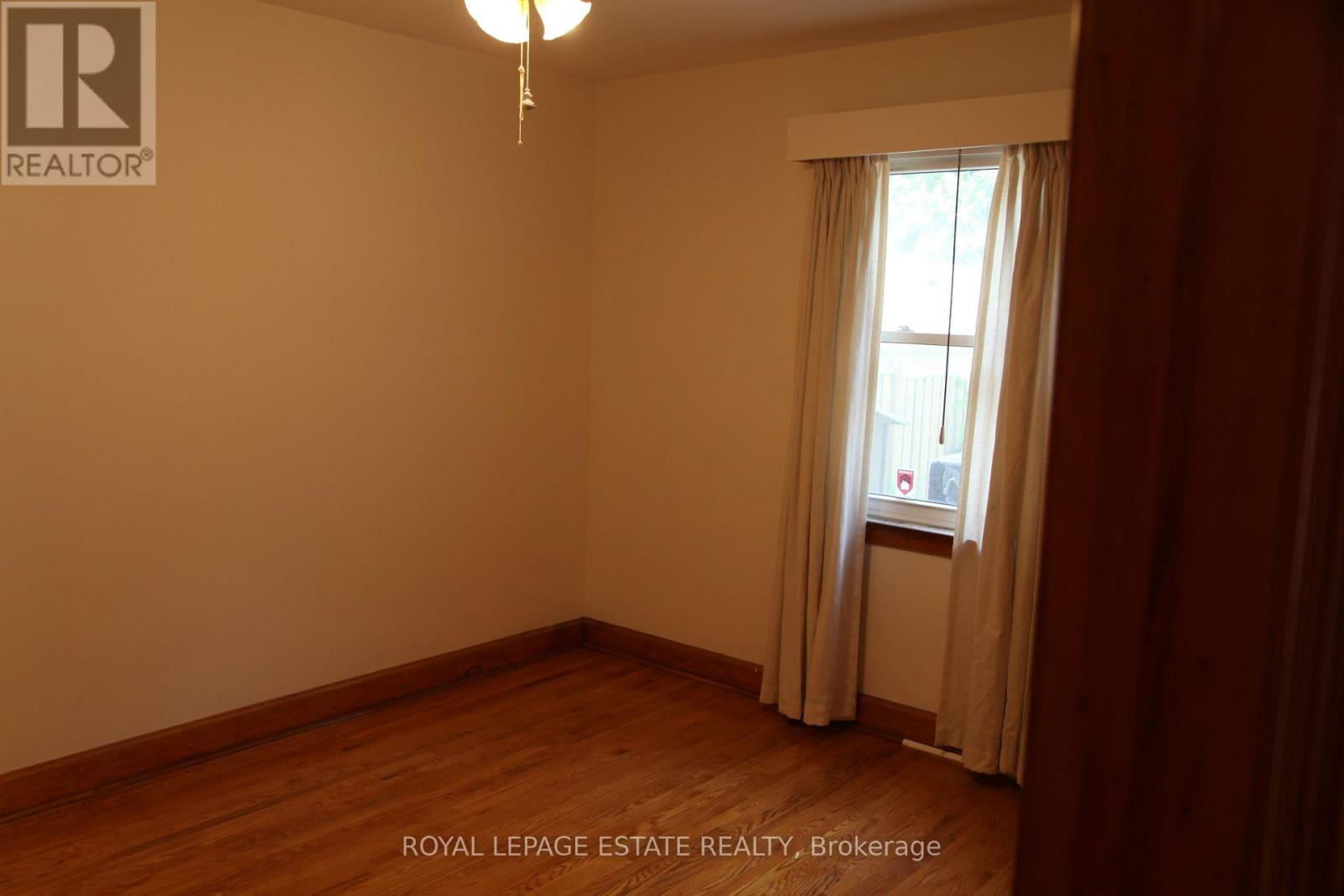 16 Clairlea Crescent, Toronto, Ontario  M1L 1Z5 - Photo 13 - E12480181