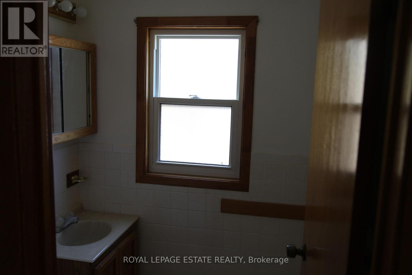 16 Clairlea Crescent, Toronto, Ontario  M1L 1Z5 - Photo 20 - E12480181