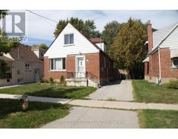 16 CLAIRLEA CRESCENT, Toronto, Ontario