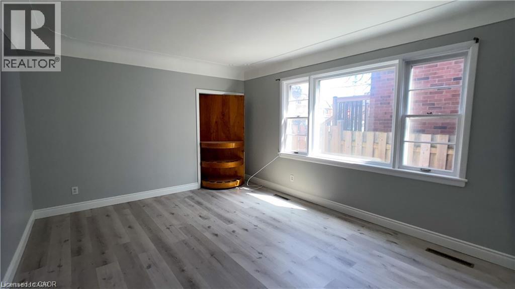 336 Queenston Road Unit# Main, Hamilton, Ontario  L8K 1H6 - Photo 5 - 40775021