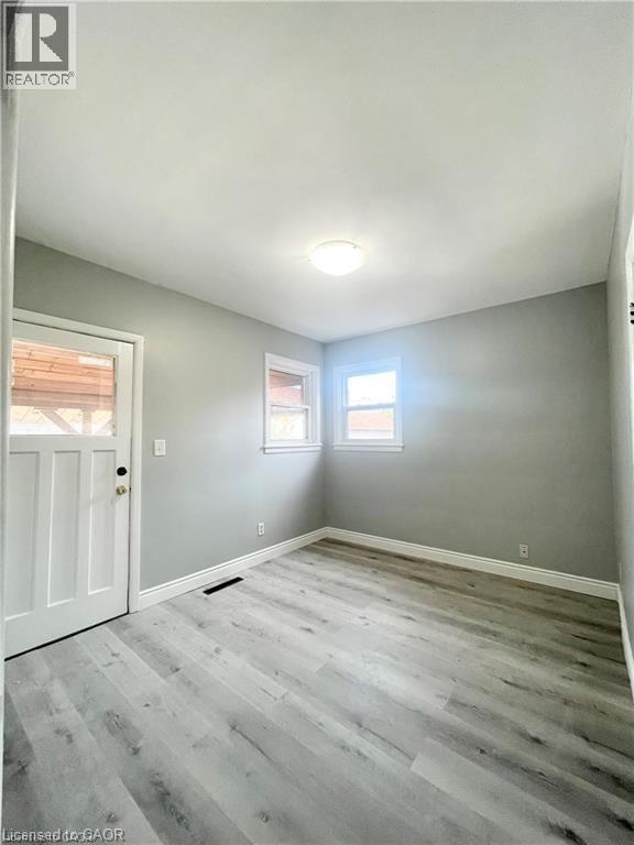 336 Queenston Road Unit# Main, Hamilton, Ontario  L8K 1H6 - Photo 6 - 40775021