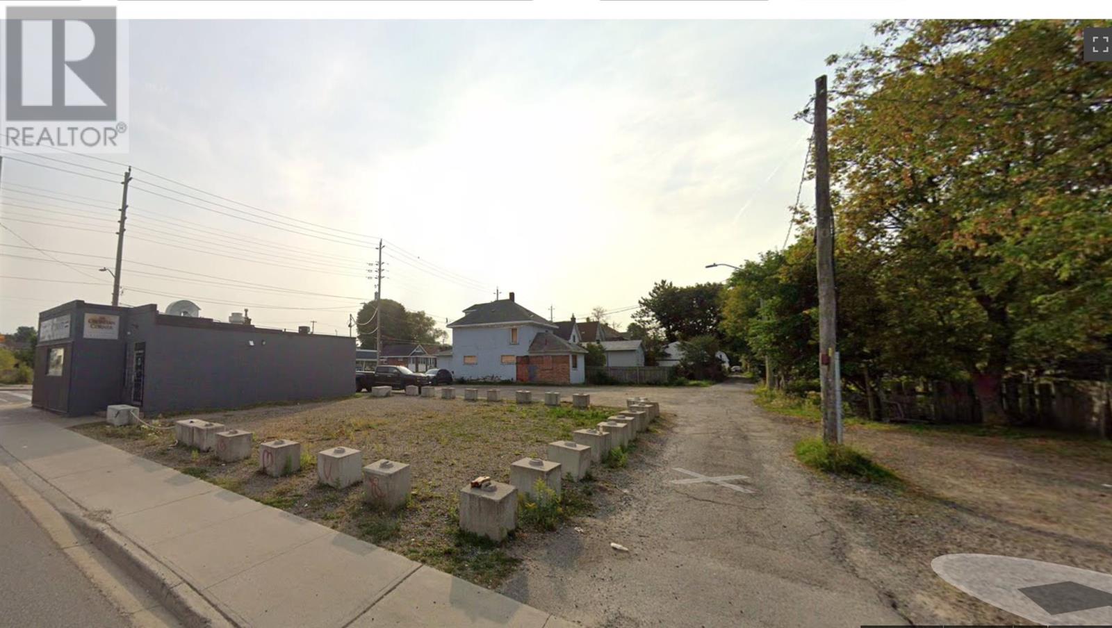 186 Bruce St, Sault Ste. Marie, Ontario P6A 2X9 - Photo 4 - SM252459