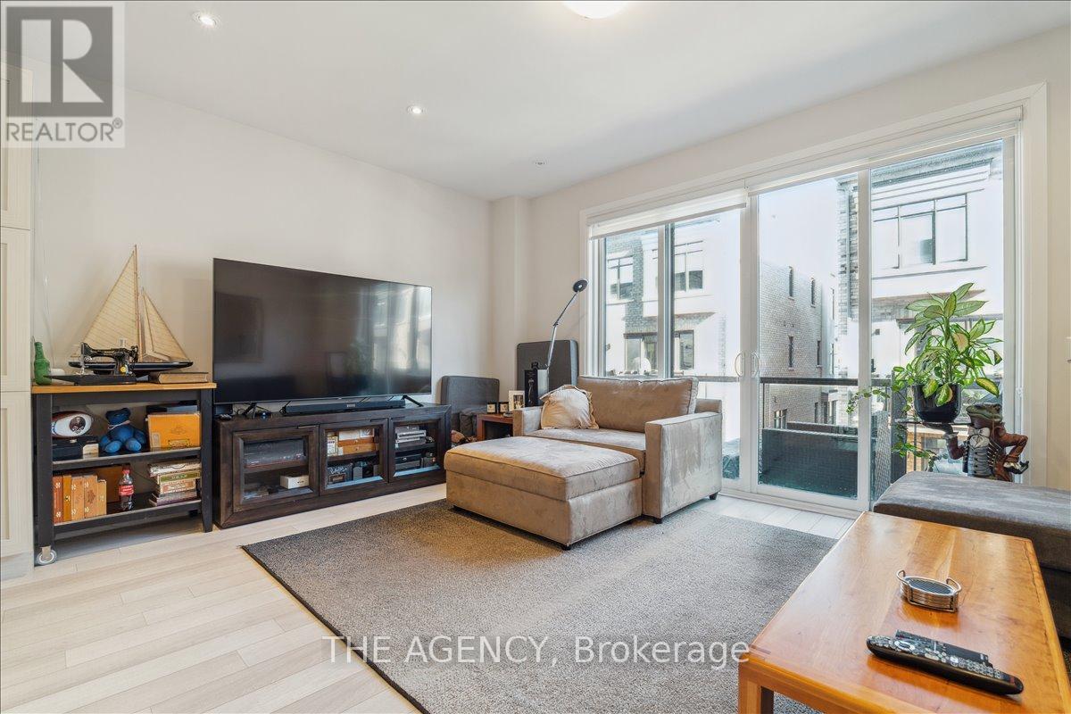 84 Salterton Circle, Vaughan, Ontario  L6A 4Z1 - Photo 17 - N12480027
