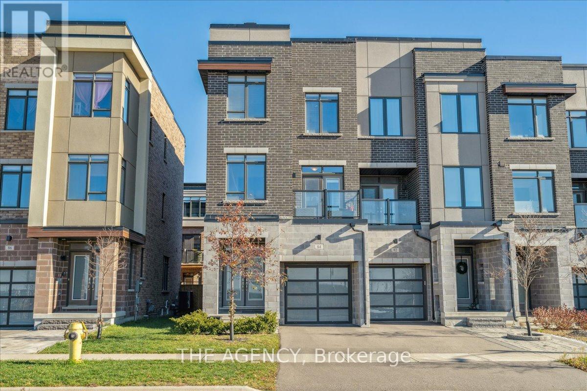 84 Salterton Circle, Vaughan, Ontario  L6A 4Z1 - Photo 2 - N12480027