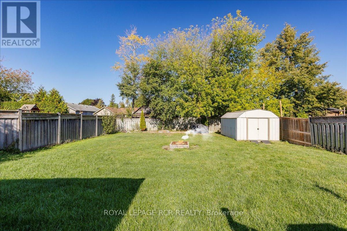 10 Cottage Grove, Georgina, Ontario  L4P 3E9 - Photo 24 - N12480047