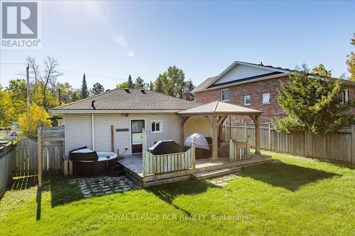 10 Cottage Grove, Georgina, Ontario  L4P 3E9 - Photo 28 - N12480047