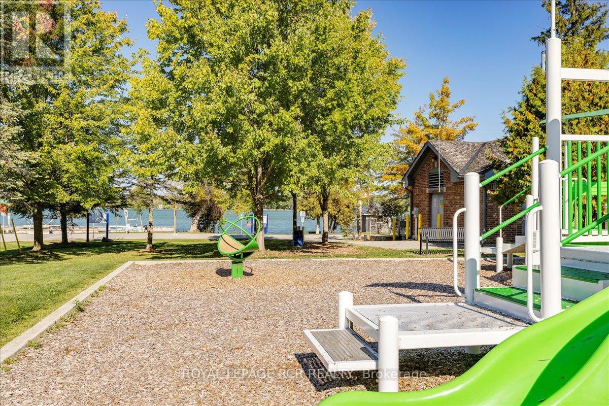 10 Cottage Grove, Georgina, Ontario  L4P 3E9 - Photo 35 - N12480047