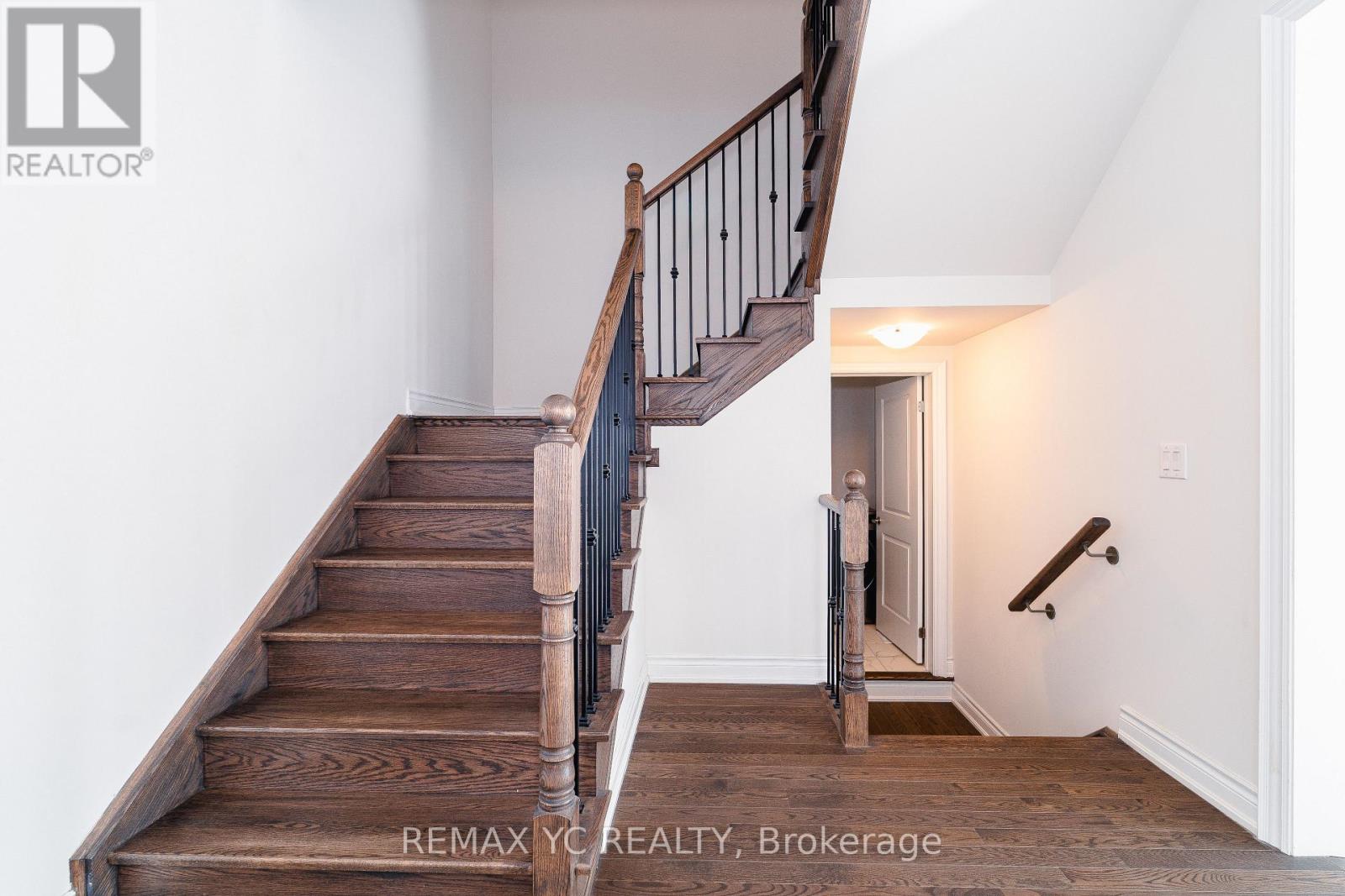 17 Hitching Post Lane, Georgina, Ontario  L4P 0H9 - Photo 20 - N12480049