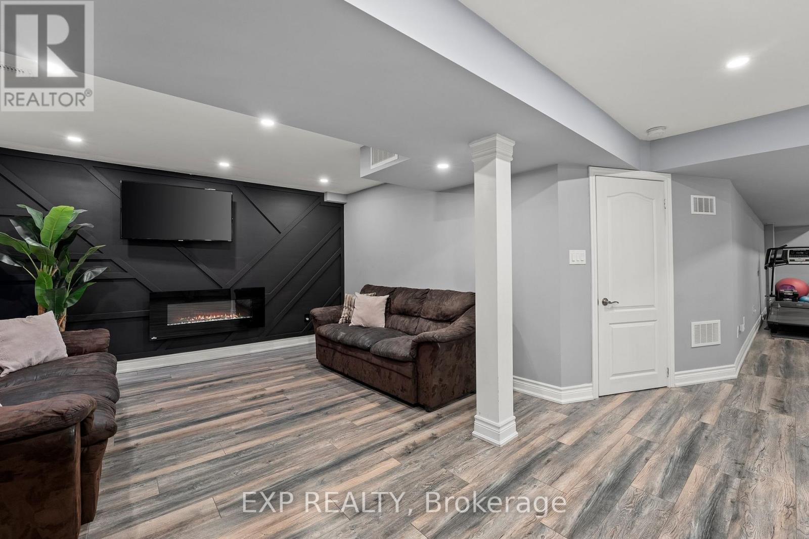 14 Weir Street, Bradford West Gwillimbury (Bradford), Ontario  L3Z 0K6 - Photo 36 - N12480064
