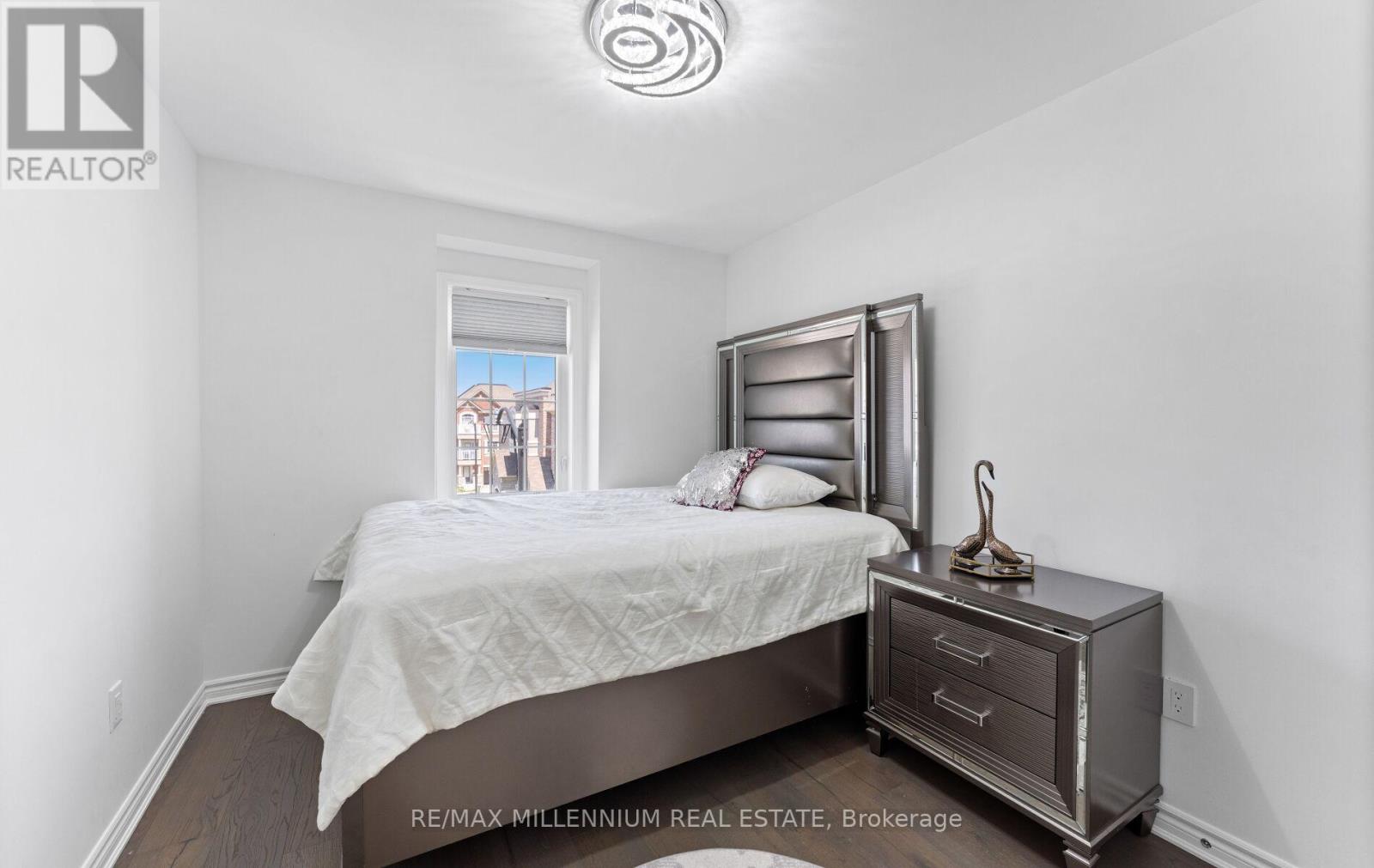 83 Casley Avenue, Richmond Hill, Ontario  L4S 0K7 - Photo 18 - N12480155