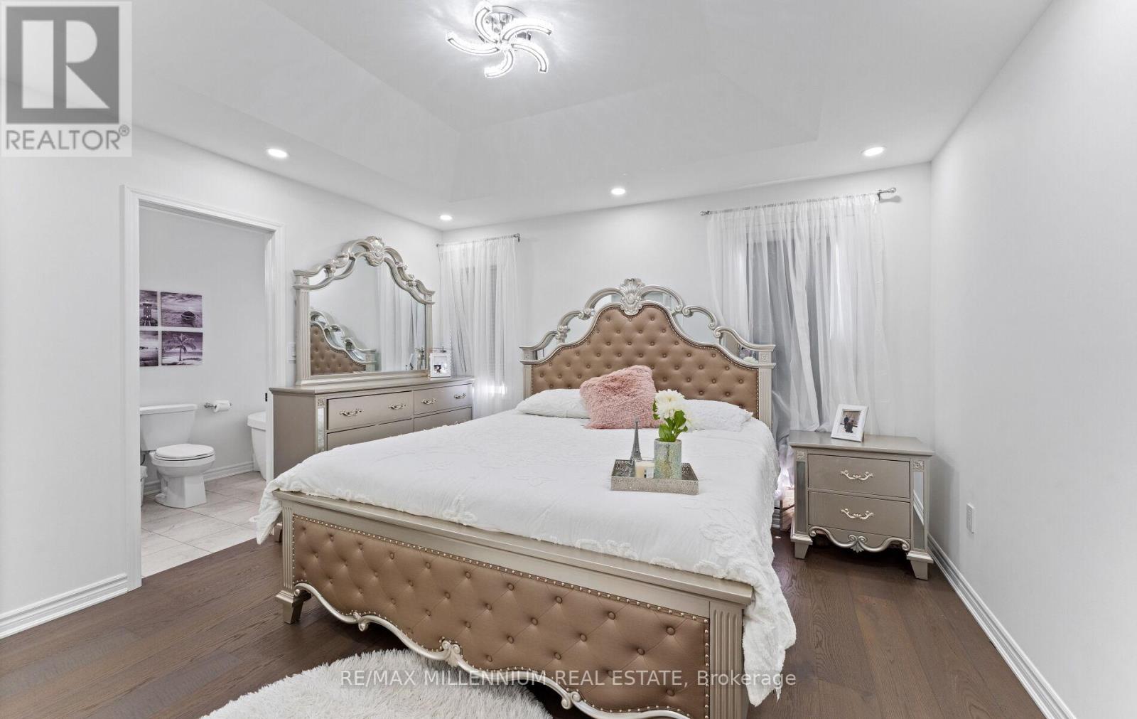83 Casley Avenue, Richmond Hill, Ontario  L4S 0K7 - Photo 19 - N12480155