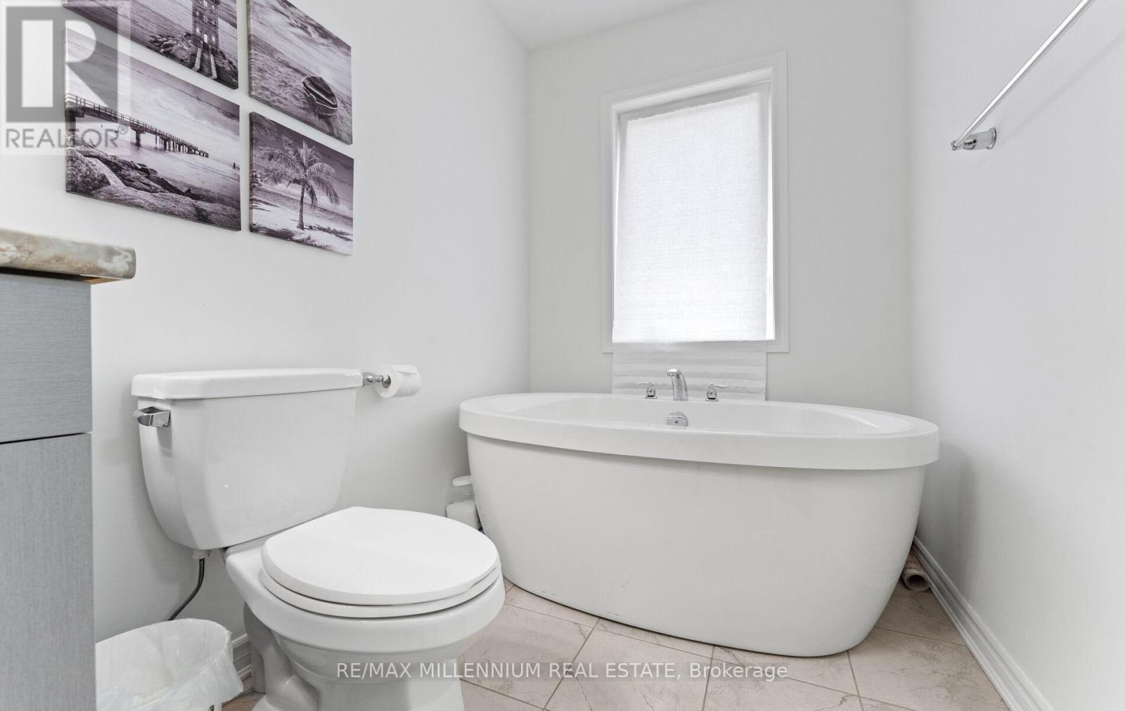 83 Casley Avenue, Richmond Hill, Ontario  L4S 0K7 - Photo 21 - N12480155