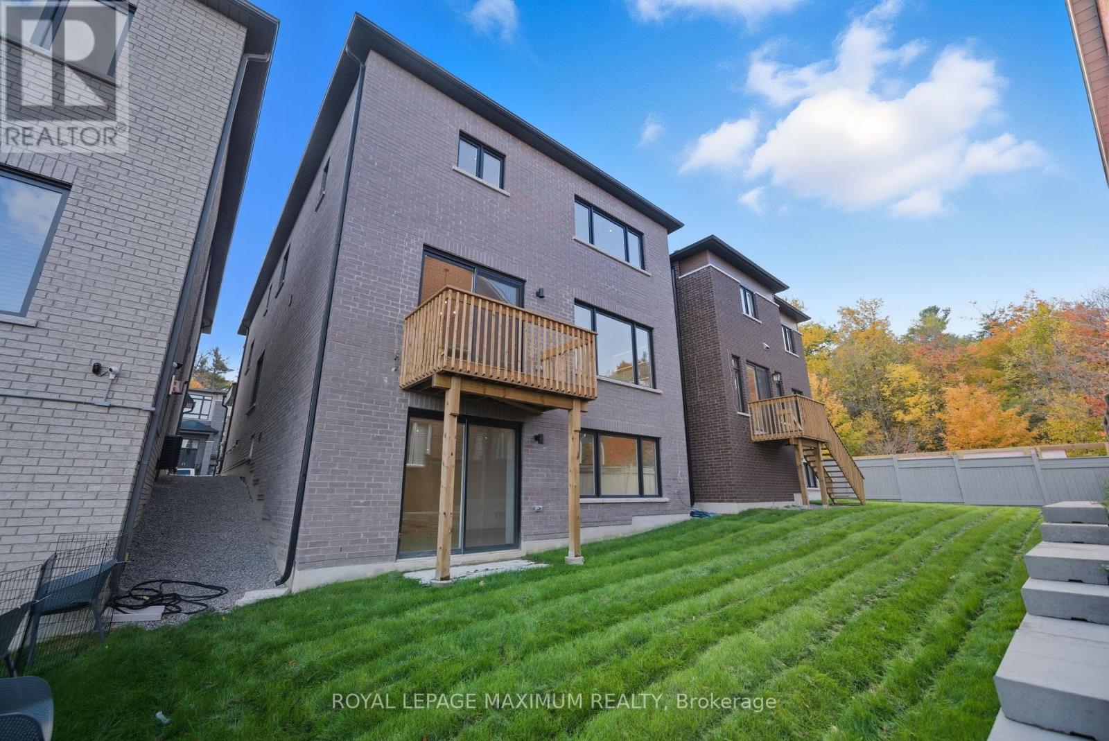6 Donsgrove Court, Vaughan, Ontario  L4J 9A1 - Photo 38 - N12480162