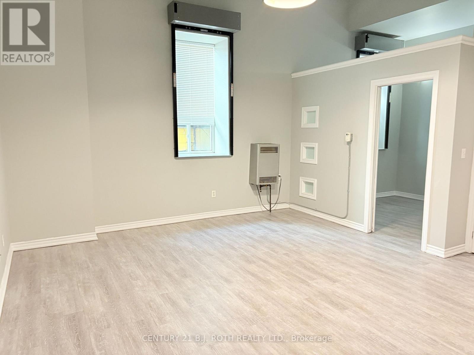 104 - 19 Dunlop Street W, Barrie, Ontario  L4N 1A1 - Photo 8 - S12480032