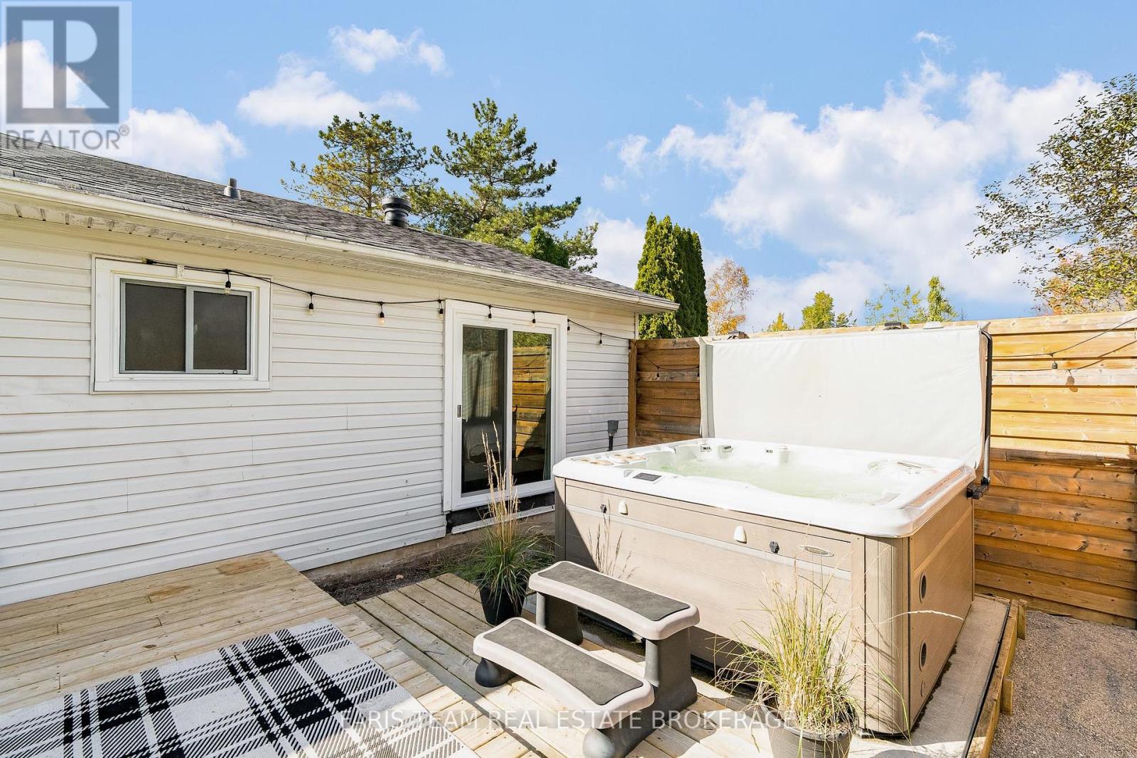 7 Gowan Road, Oro-Medonte (Shanty Bay), Ontario  L0L 2L0 - Photo 35 - S12480058