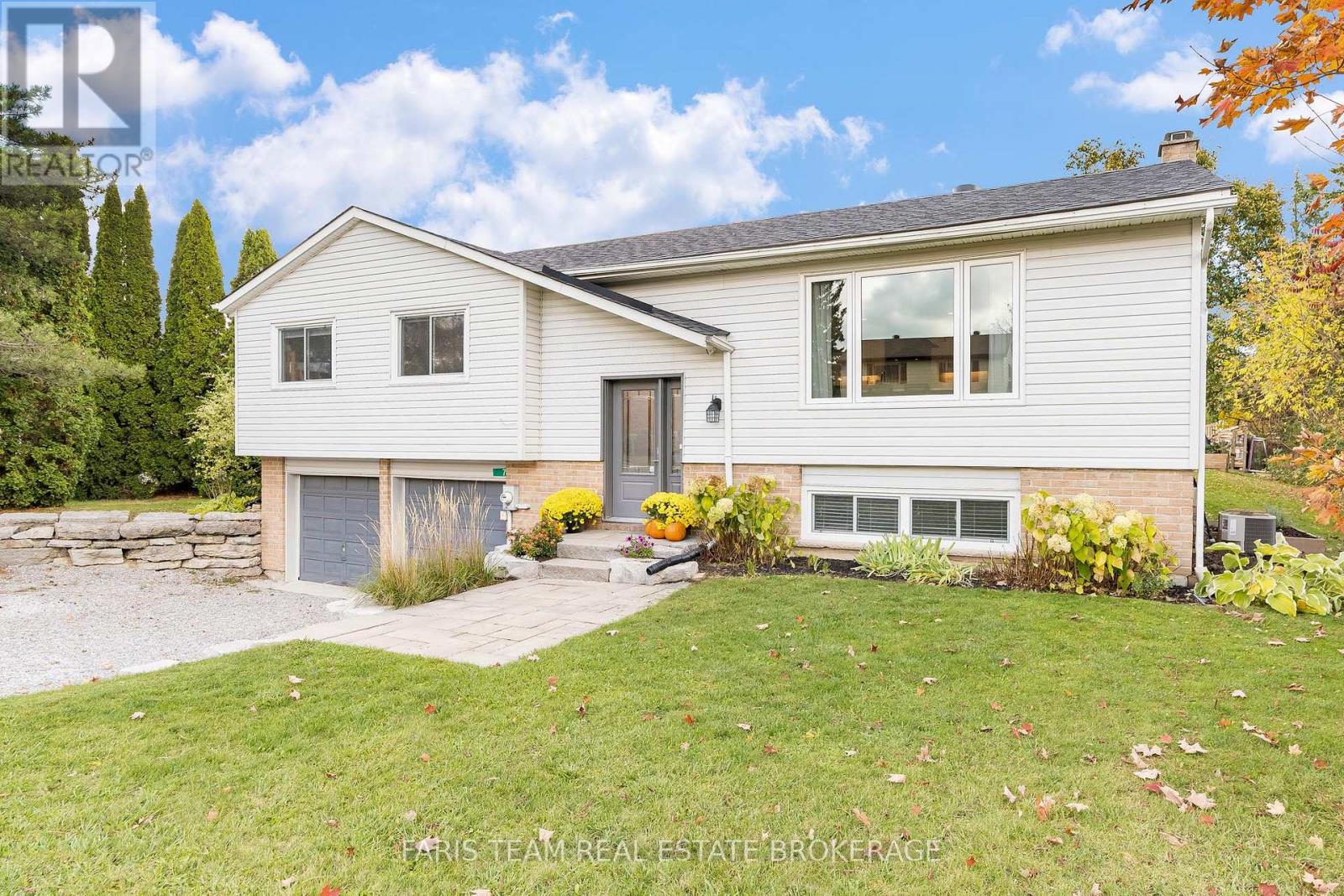 7 Gowan Road, Oro-Medonte (Shanty Bay), Ontario  L0L 2L0 - Photo 4 - S12480058