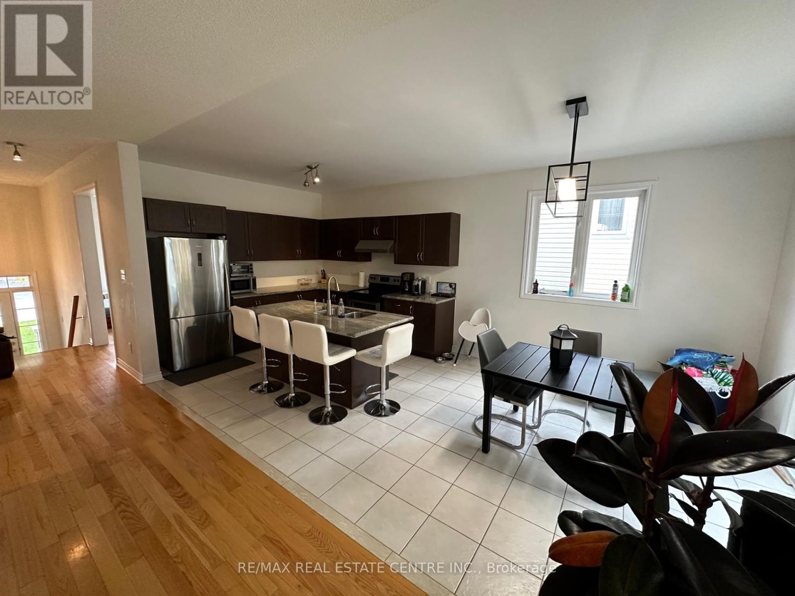 78 White Sands Way, Wasaga Beach, Ontario  L9Z 0E1 - Photo 4 - S12480156