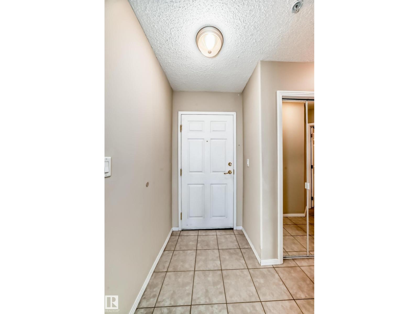 #141 9704 174 St Nw, Edmonton, Alberta  T5T 6J4 - Photo 2 - E4463328