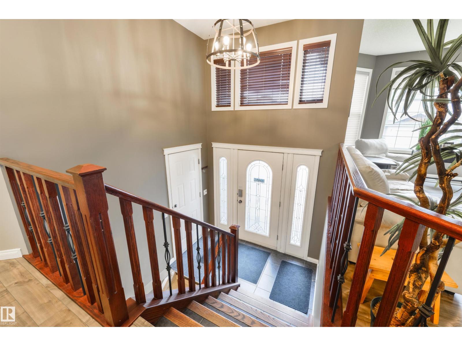 60 Huntington Cr, Spruce Grove, Alberta  T7X 0A9 - Photo 3 - E4463329