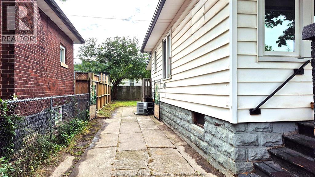 785 Partington, Windsor, Ontario  N9B 2N6 - Photo 22 - 25027056