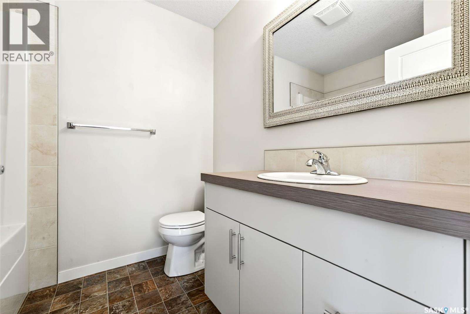 4446 James Hill Road, Regina, Saskatchewan  S4W 0M5 - Photo 23 - SK021617