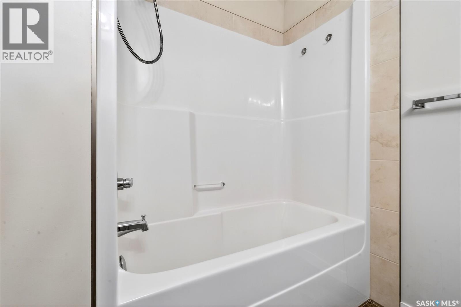 4446 James Hill Road, Regina, Saskatchewan  S4W 0M5 - Photo 24 - SK021617