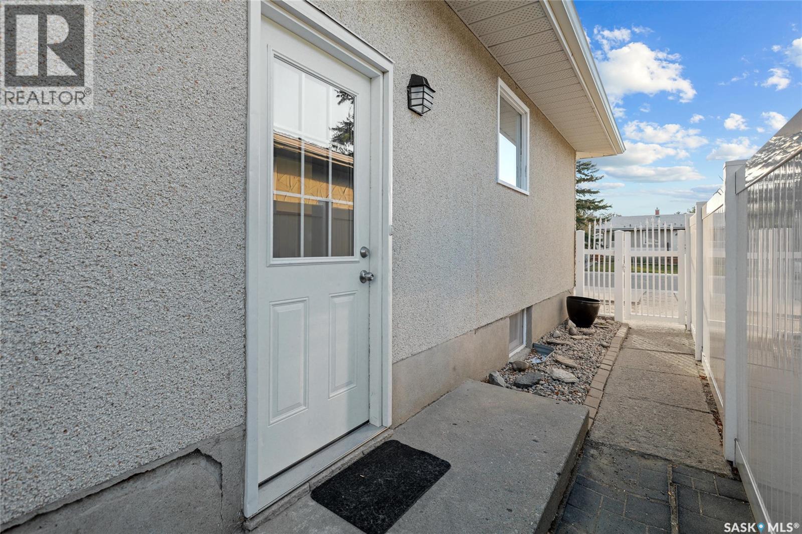 1909 Arthur Street, Regina, Saskatchewan  S4T 4W6 - Photo 23 - SK021562