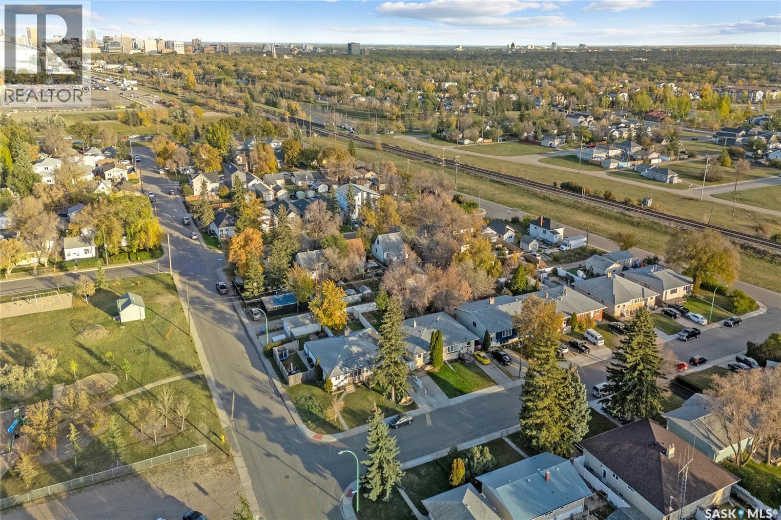 1909 Arthur Street, Regina, Saskatchewan  S4T 4W6 - Photo 4 - SK021562