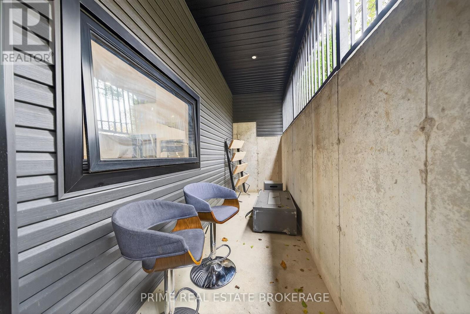 3 - 417 Baseline Road E, London South (South G), Ontario  N6C 2P5 - Photo 20 - X12308229